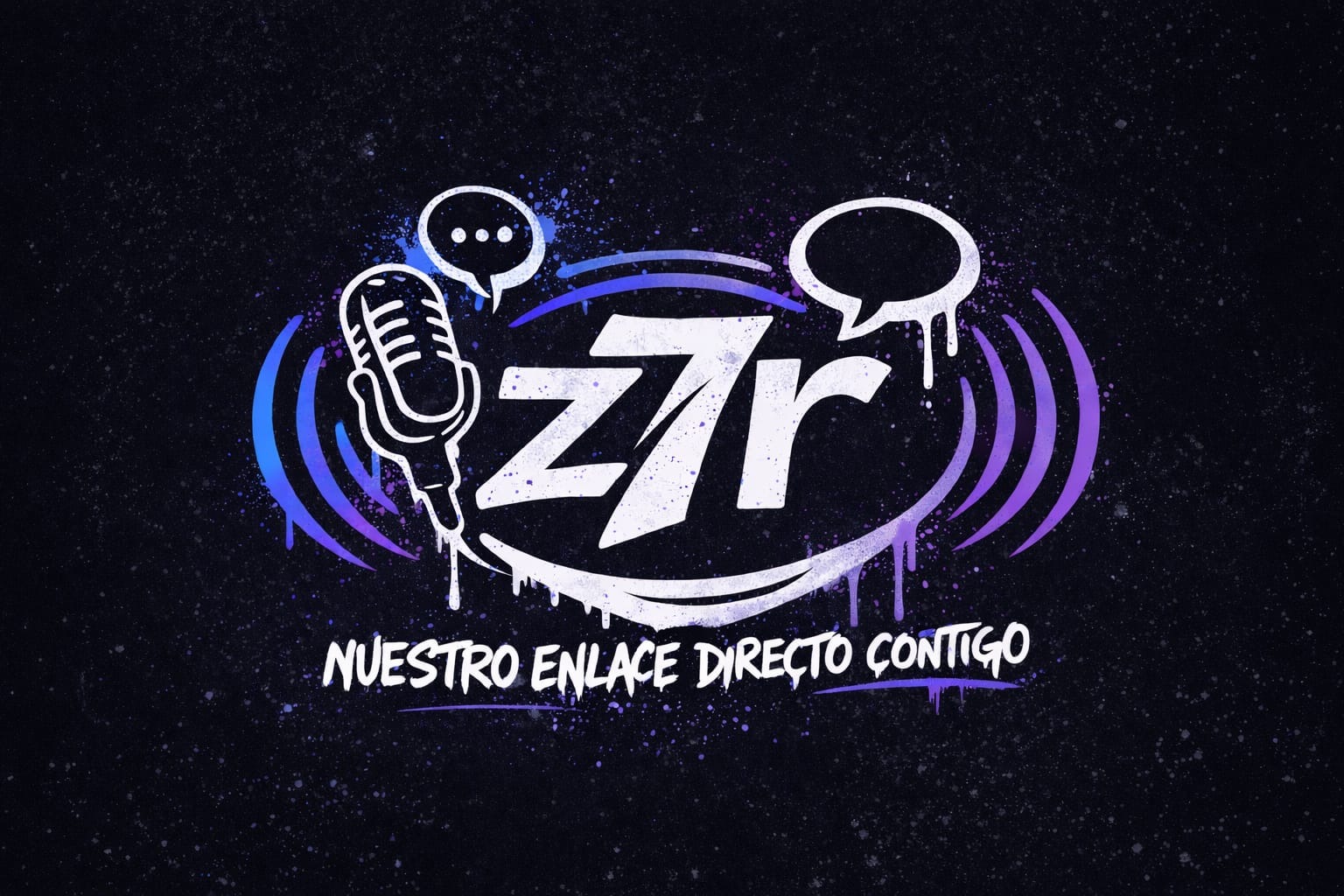 Logo de Zona7Radio con letras “z7r” en blanco de estilo grafiti, de trazo grueso y dinámico, sobre fondo oscuro salpicado como pintura, acompañado de un micrófono a la izquierda, un globo de diálogo a la derecha y ondas de sonido moradas, con el eslogan “Nuestro enlace directo contigo” debajo.
